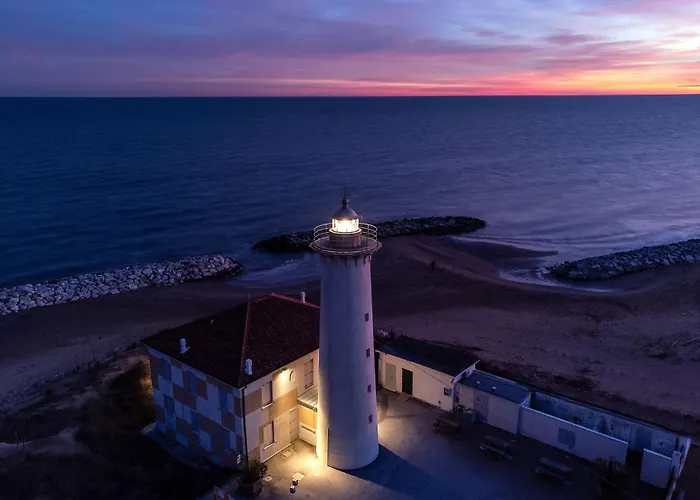 The Perfect Place For Pool And Bbq Lovers