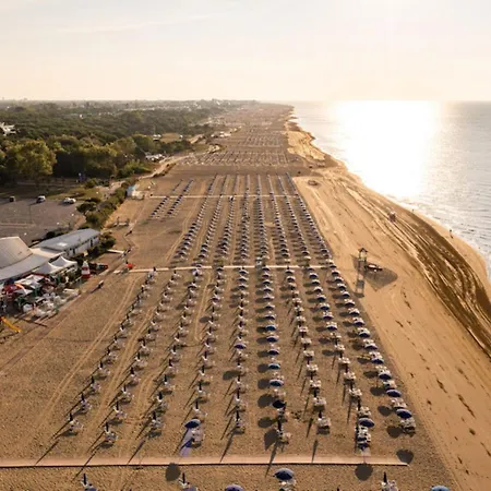 The Perfect Place For Pool And Bbq Lovers